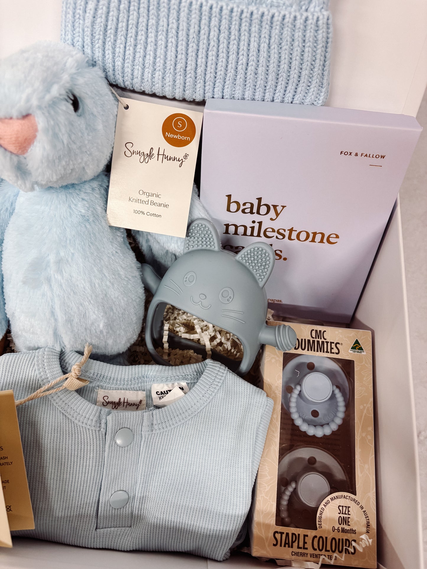 The Deluxe Baby Blue Hamper