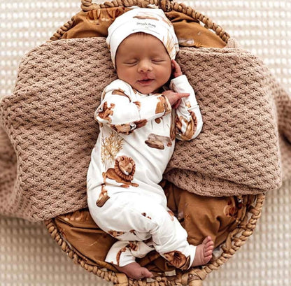 Lion Organic Growsuit (Size Newborn)