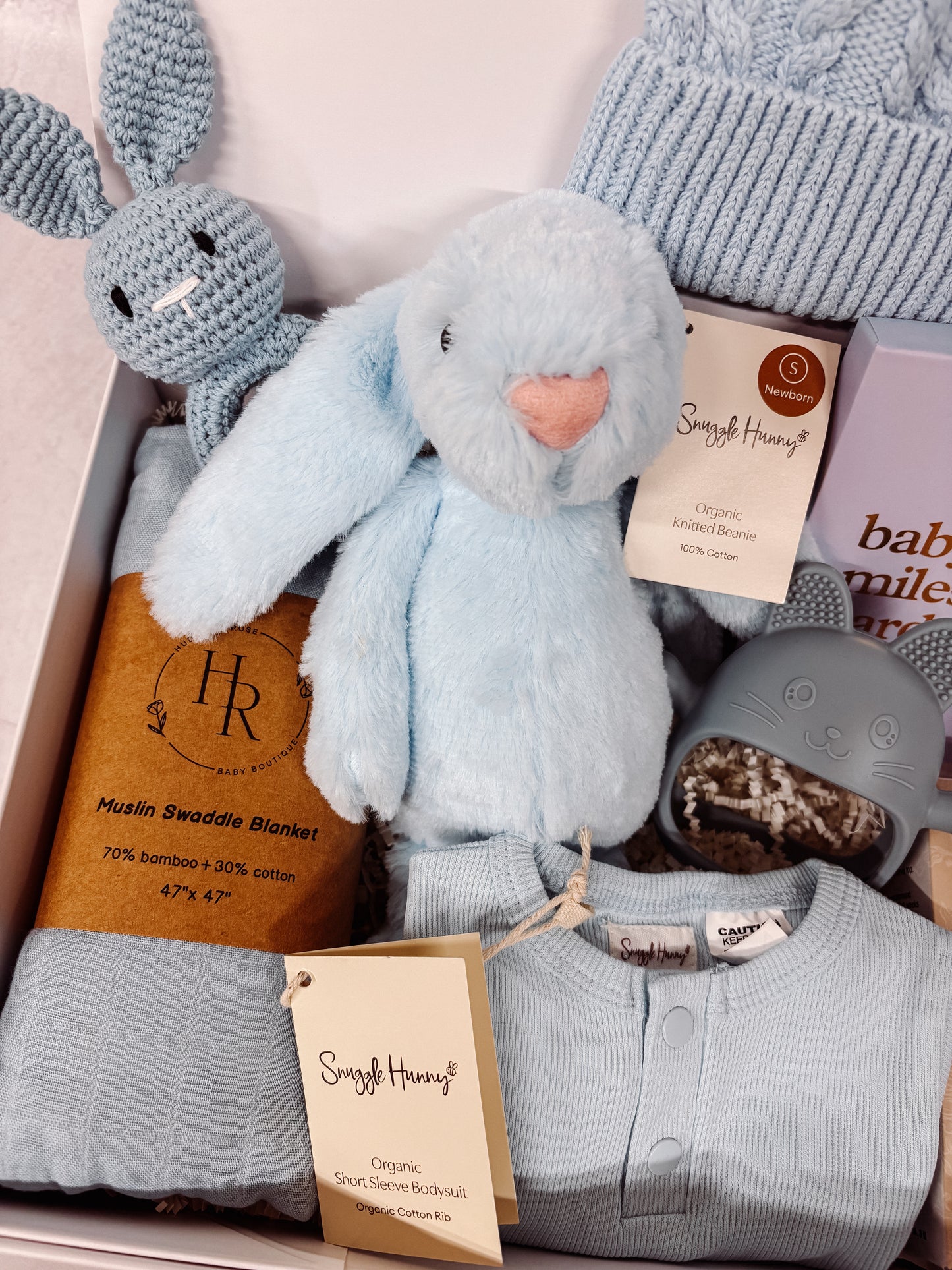 The Deluxe Baby Blue Hamper