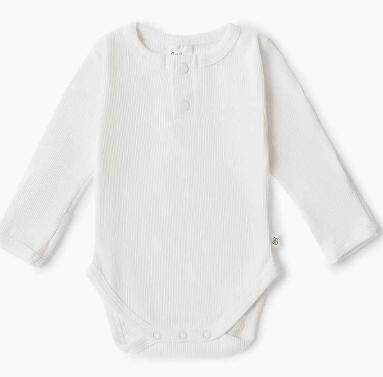 Milk Long Sleeve Organic Bodysuit (Size Newborn)